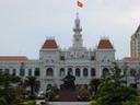 stadhuis & standbeeld van ho chi min